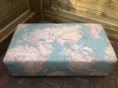 Hocker de wereldbol 62x50x28